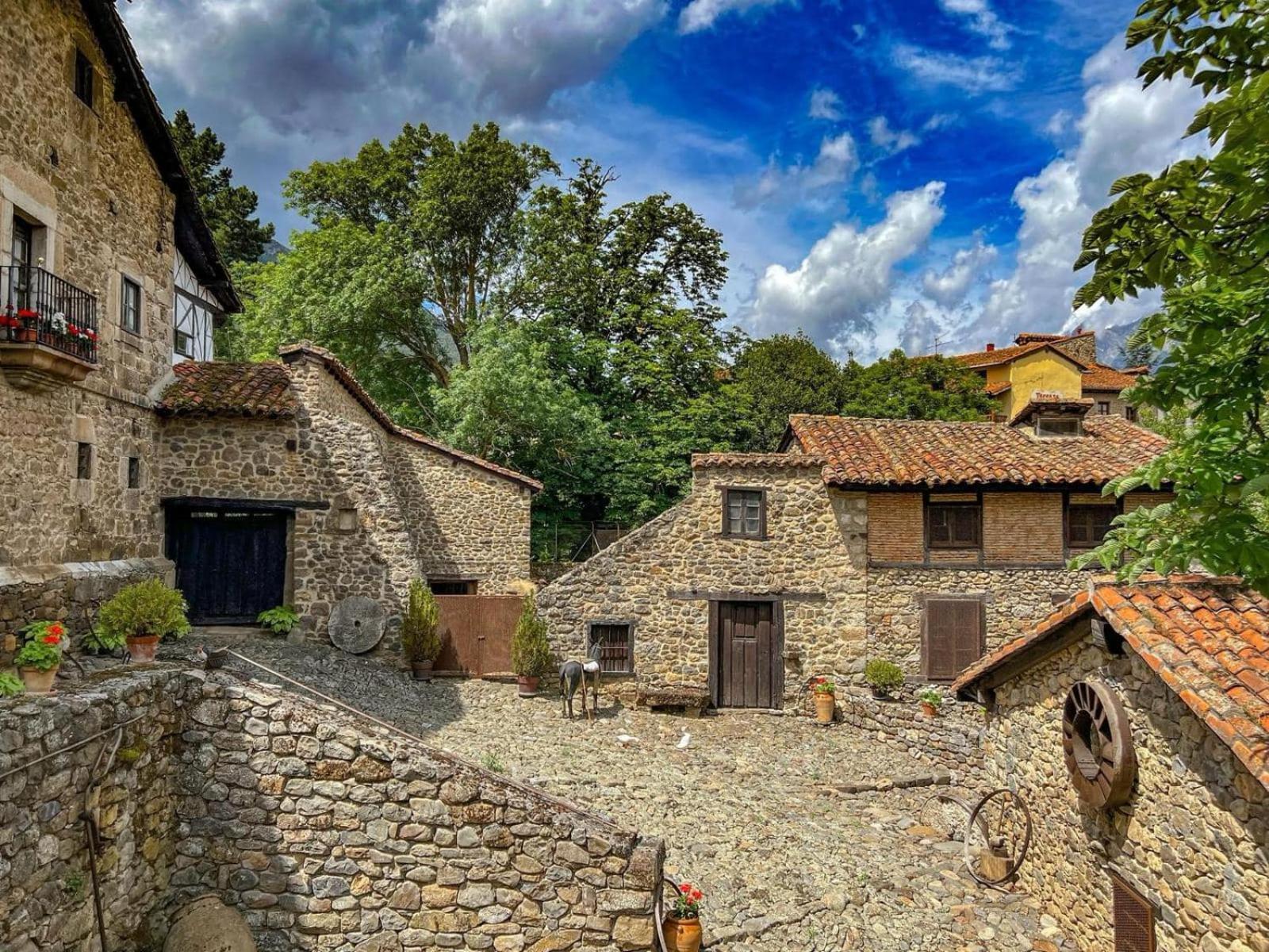 Hotel Косгайя Экстерьер фото